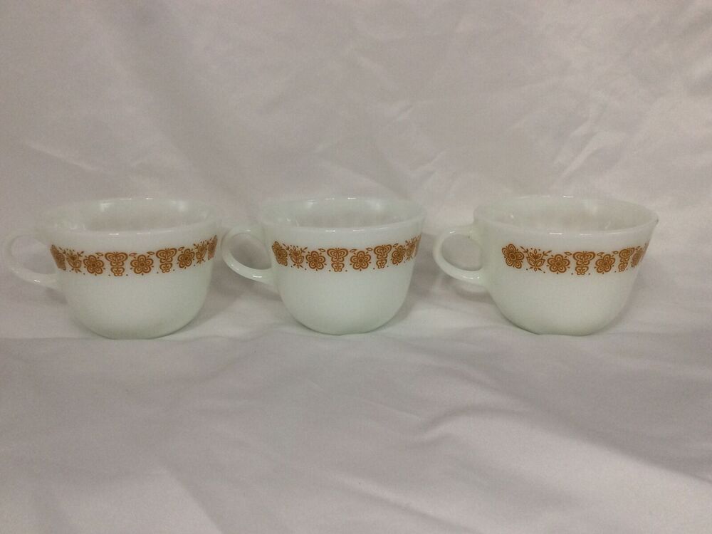 VINTAGE PYREX BUTTERFLY GOLD MILK GLASS COFFEE MUGS SET OF 3